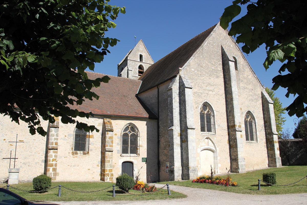 Eglise Saint Quentin de Brières les Scellés